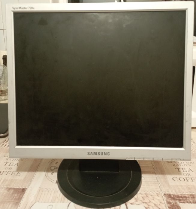 Монитор Samsung Syncmaster 720N