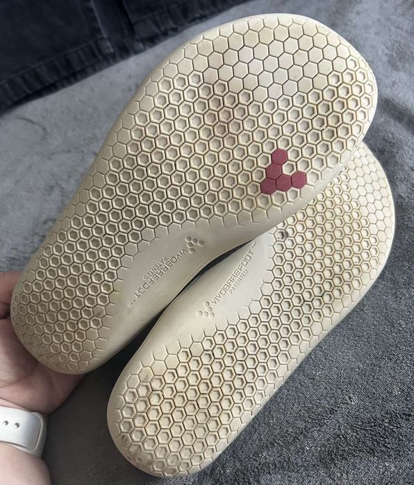 VIVOBAREFOOT, анатомічне, босоноге на широку ногу взуття 39р