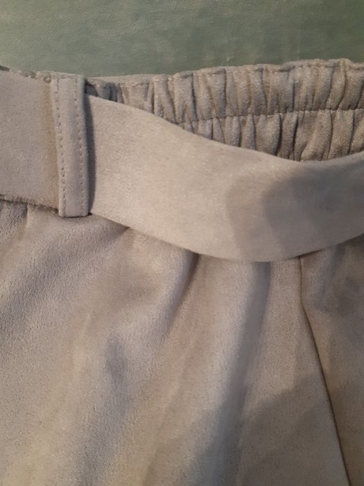 Włoska, szara welurowa  spodnica