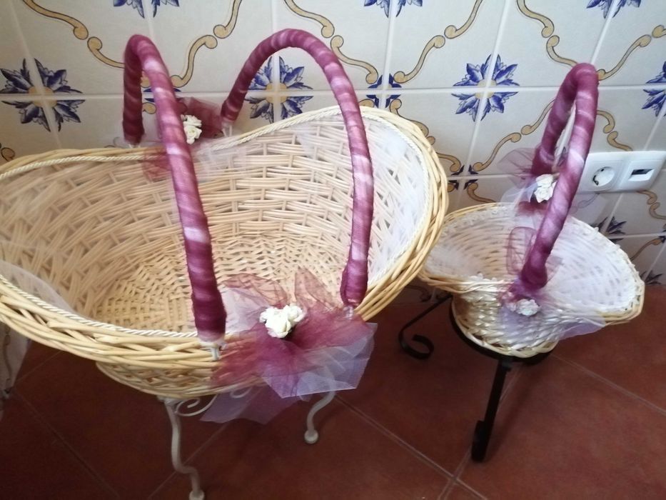 Cestos forrados a tule p/lembranças batizado e casamento