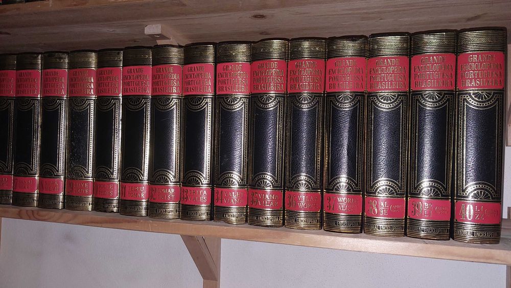 Grande Enciclopédia Portuguesa e Brasileira