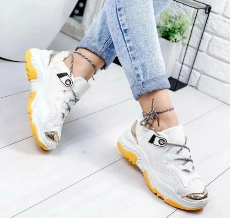 кросівки білі 36 розмір