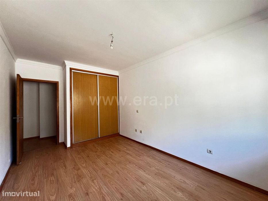 Apartamento T2 em Parada de Todeia, Paredes