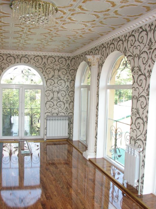 Укладка ламината, настил линолеума, ковролина плинтуса. Поклейка обоев