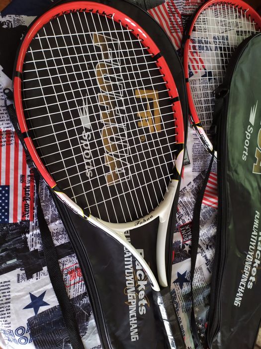 Raquets  novas mostram fotos