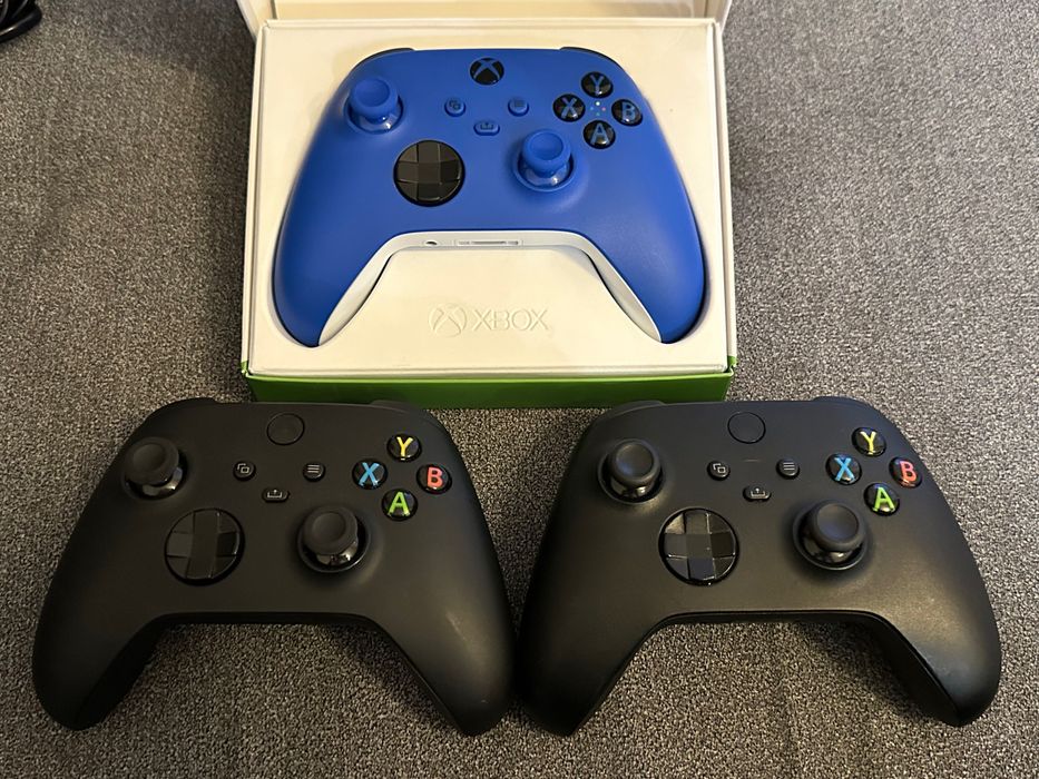 Xbox Series X 1TB + pady