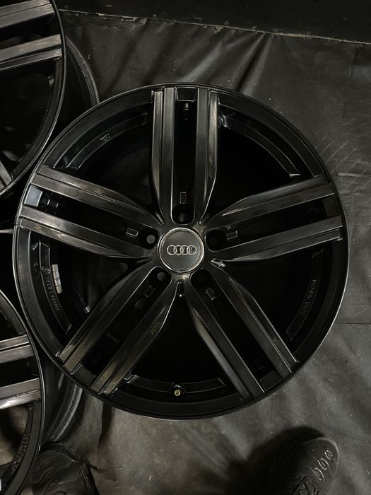 Диски R18 5x112 Et31 8J. Audi A6 A5 A4 A7 A8 Q5 Q3 Q7 E-tron.VW Tiguan