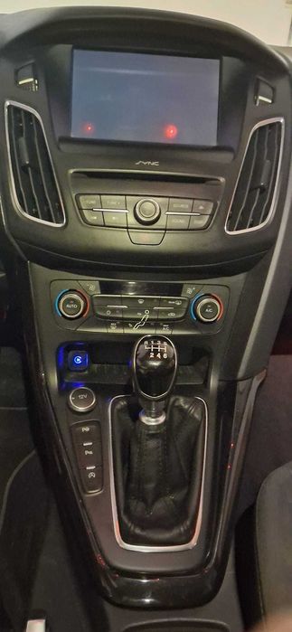 Ford Focus SW — fotografia 7