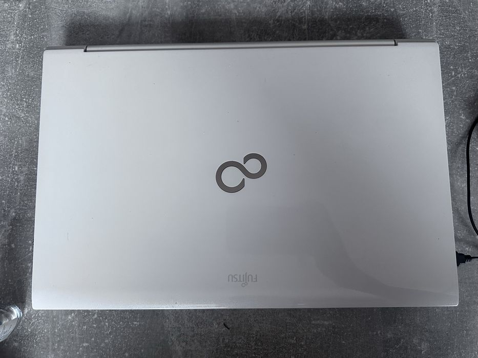 Ноутбук Fujitsu 15,6 дюйма