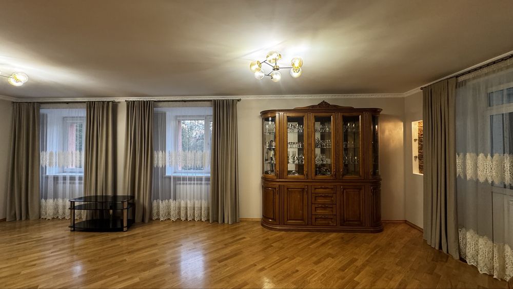 Продається 3 кім квартира з ремонтом