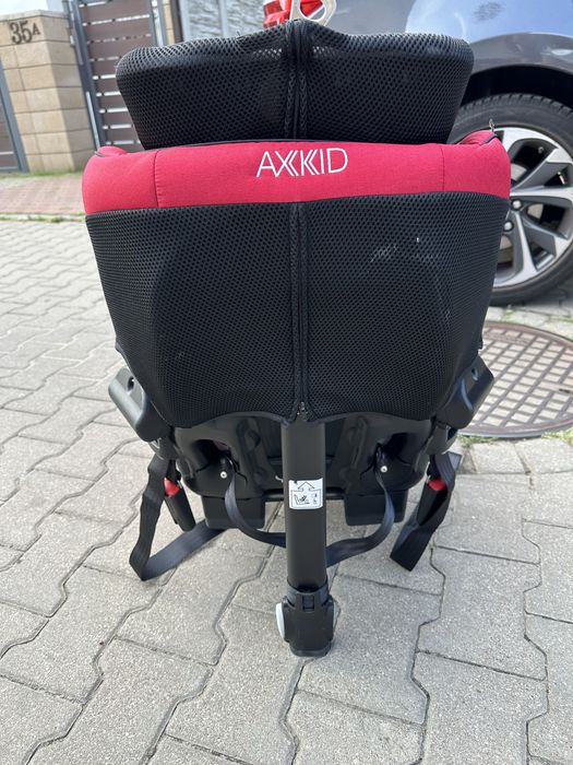 0Fotelik samochodowy Axkid Minikid 2.0