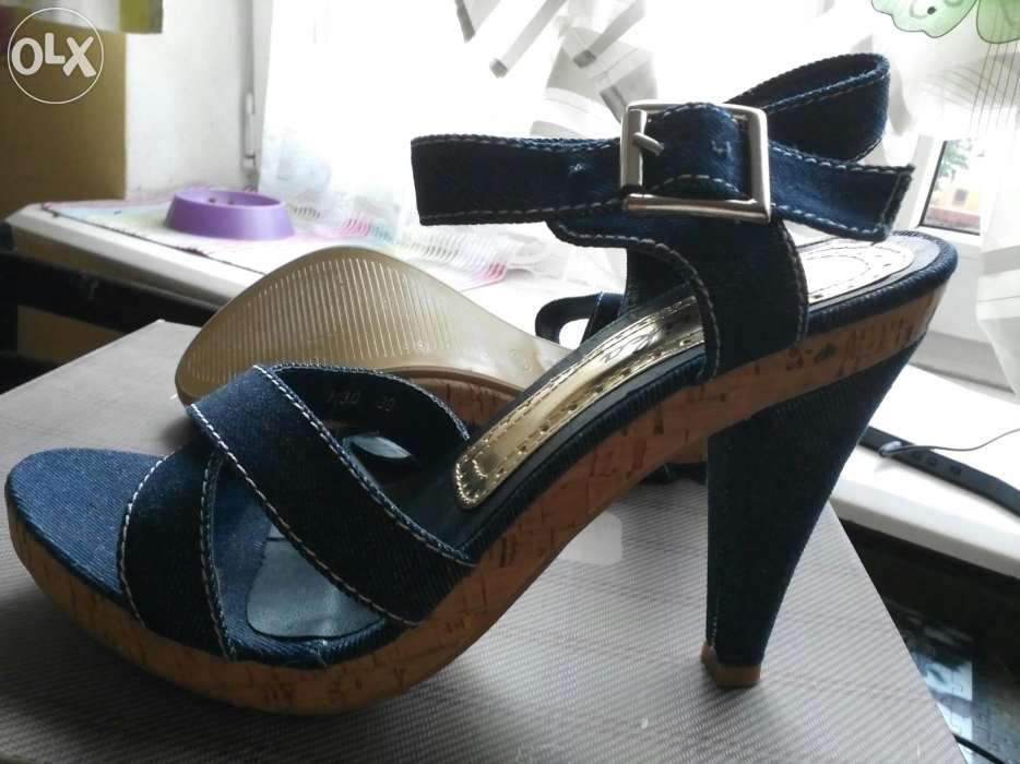 Buty szpilki sandały