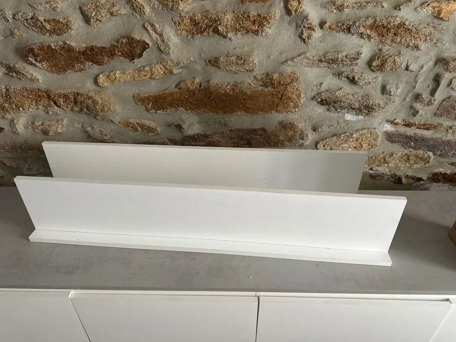 Móvel branco  usado um ano