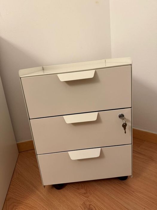 Desapego de Mobília