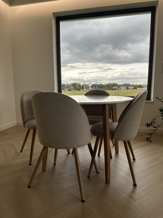 Sprzedan komplet stol krzesla