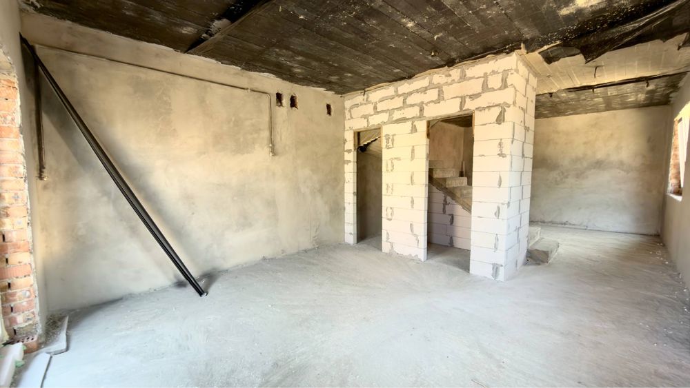 ПРОДАЄТЬСЯ СУЧАСНИЙ квадродуплекс | Зданий, 765$ м2 (ВСІ КОМУНІКАЦІЇ)