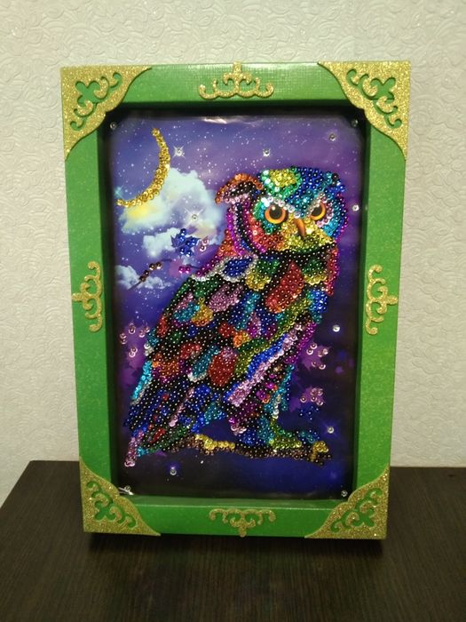 Картина з пайєток лебеді сова