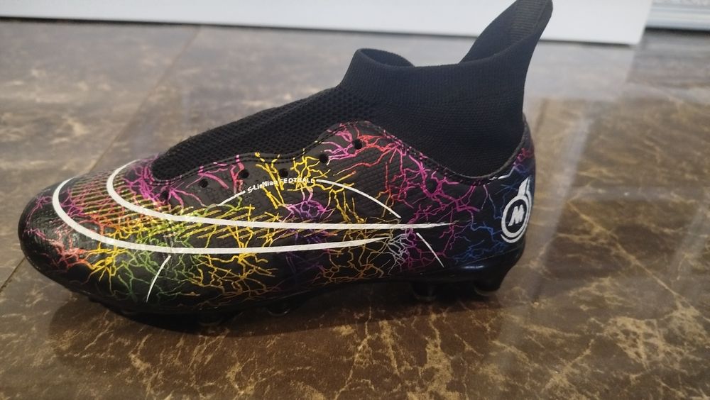 Бутси 38розмір в ідеальному стані