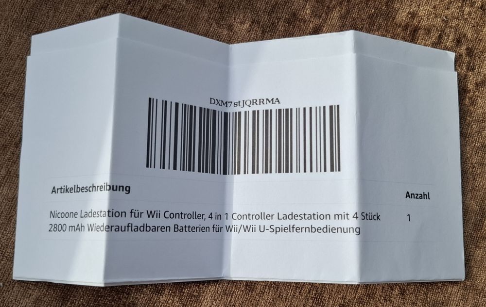 Зарядна станція 4 в 1 для контролерів Wii та Wii U з 4 акумуляторами 2800 мАг біла