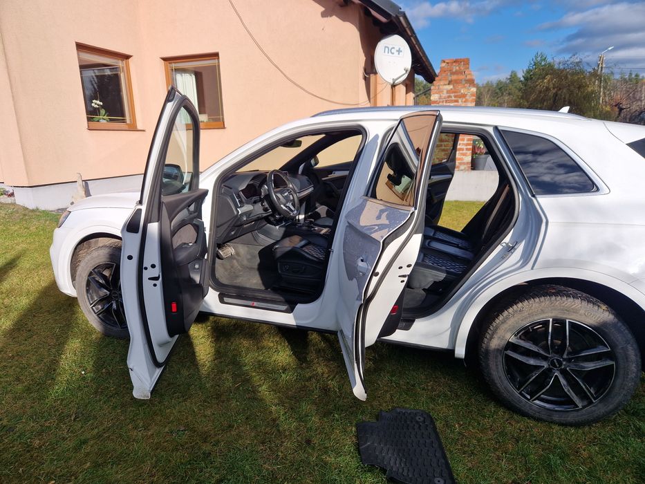 Sprzedam lub Zamienię  Audi Q5 S line, webasto podgrzewana kierownica,