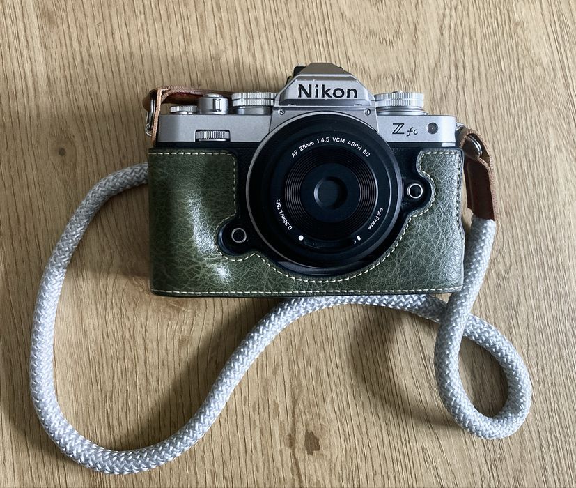 Nikon ZFc + Viltrox AF 28/4.5