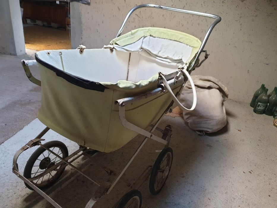 Carrinho bebé vintage