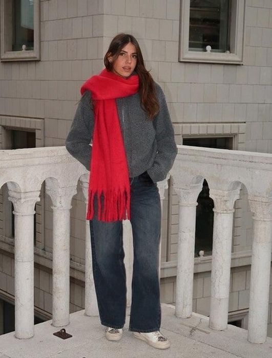 Кардиган із капюшоном і блискавкою Bershka