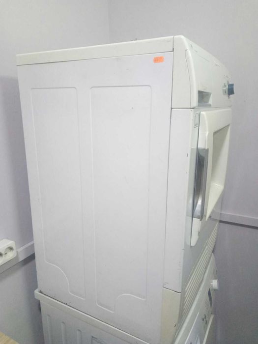 Сушильна машина для одягу, білизни Bauknecht на 7 кг.