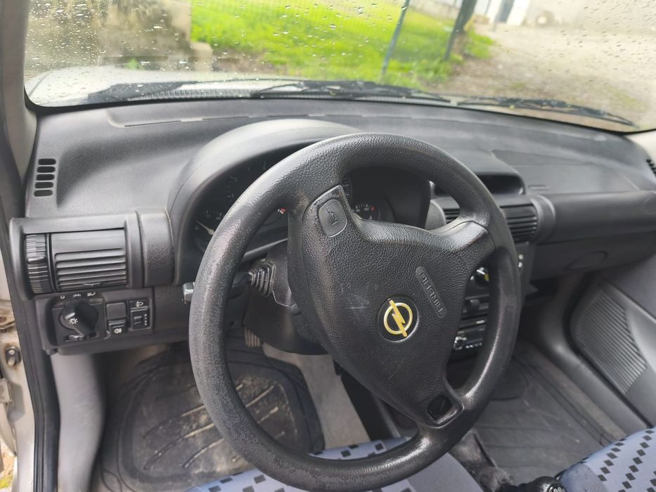 Carro com toda documentação