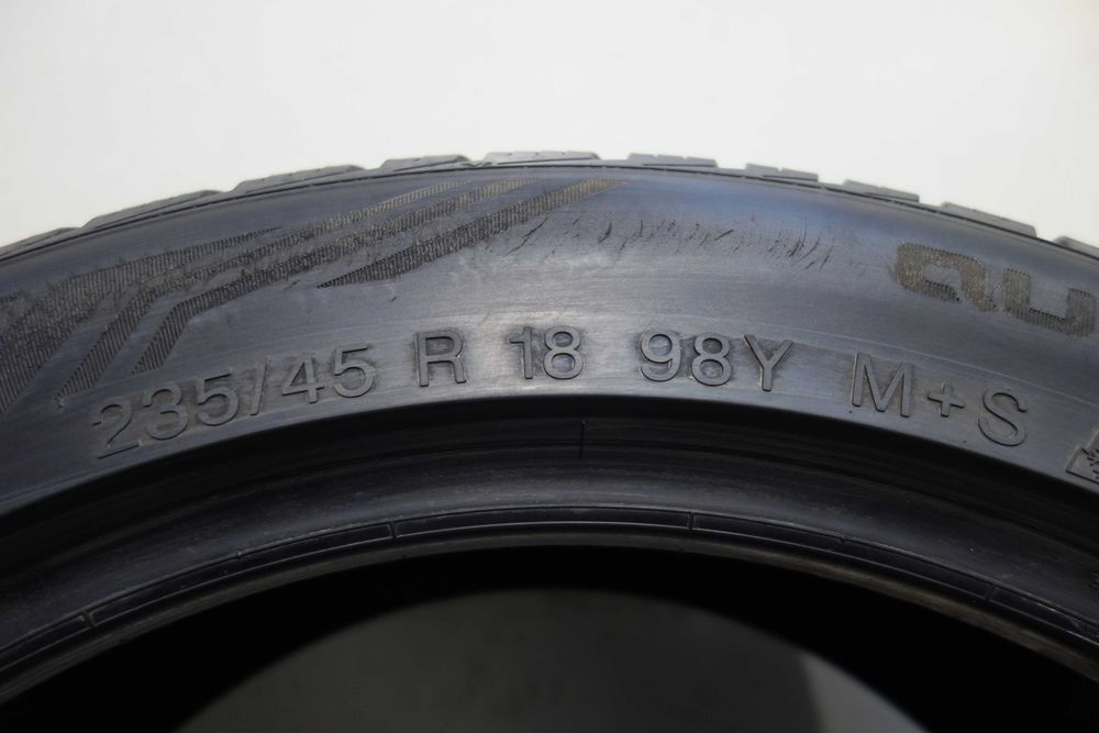 Opony całoroczne 235/45/18 - VREDESTEIN Quatrac Pro XL