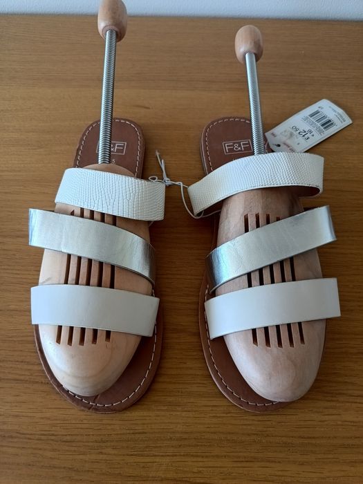 Klapki damskie roz. 38 super stan F&F na 3 paski letnie buty