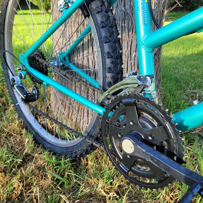 Bicicleta LW aro 24, ótimo estado