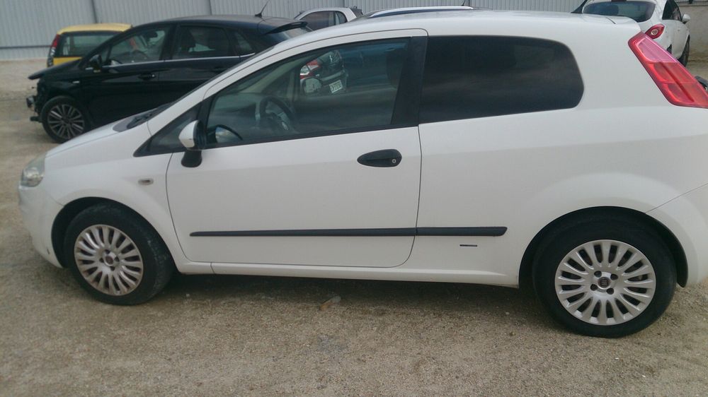 Fiat Grande Punto 1.3 multijet para peças