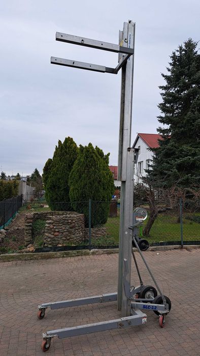 Lift , podnośnik masztowy