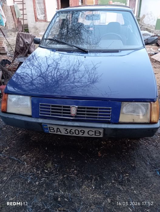 Продам Таврию 2004 год бенз