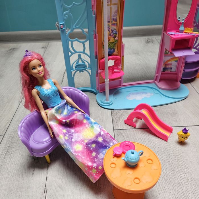 Barbie składany zamek plus jednorożec