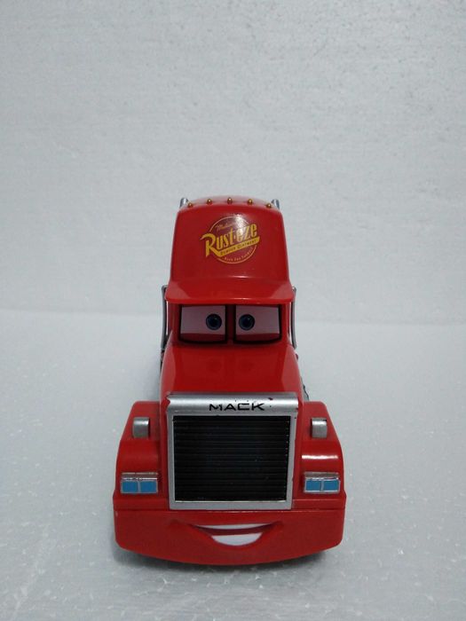 Camião Mack Lightning McQueen 95