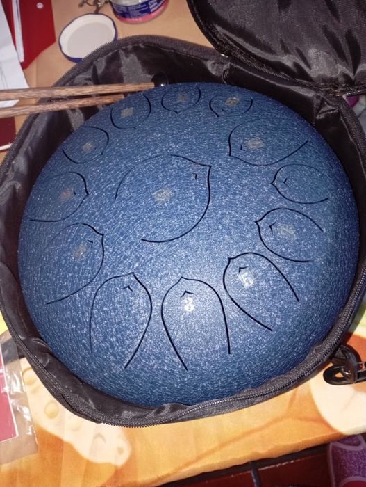 Vendo Steel Tongue Drum (13 notas) – como novo – 80€ (preço negociável