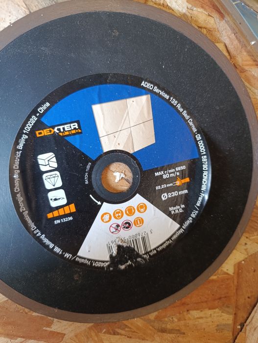 Various construction materials64738119876225126