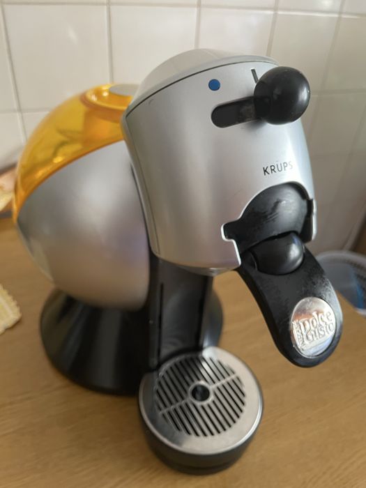 Maquina de cafe dolce gusto