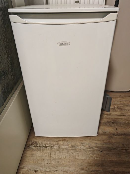 Lodówka z zamrażalniem 86/46/48