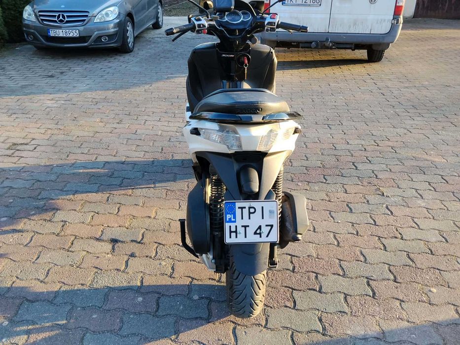 Piaggio MP3 300 Yourban 2015 mp-3 mp 3 kat b