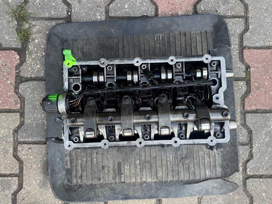 Гбц головка блока Volkswagen Caddy Touran Golf 5 Passat B6 Skoda Octavia A5 Audi 2.0 TDI 03G103373A