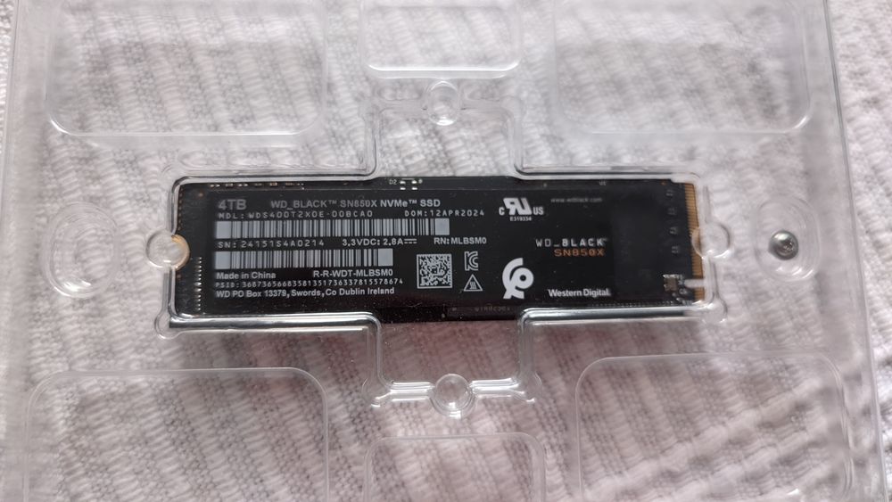 Dysk SSD WD Black SN850X 4TB M.2 PCIe 4.0 NVMe Gen4 7300/6600 MB/s Jak Nowy