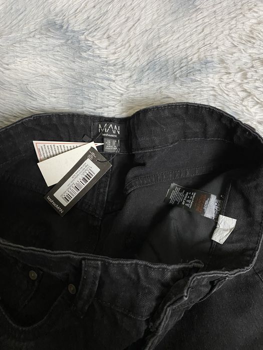 Продам мужские джинсы чорные багги с крестами Boohoo