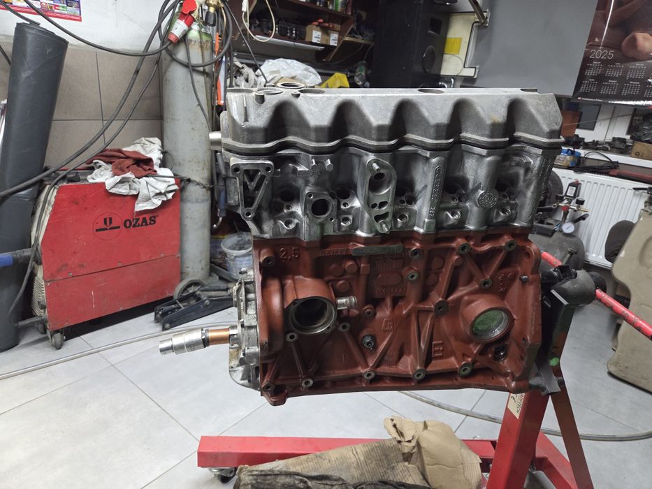 Silnik VW T4 AHY AXG 2.5 151
