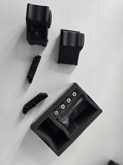 Продам коліматорний приціл Shield CQS 4 MOA