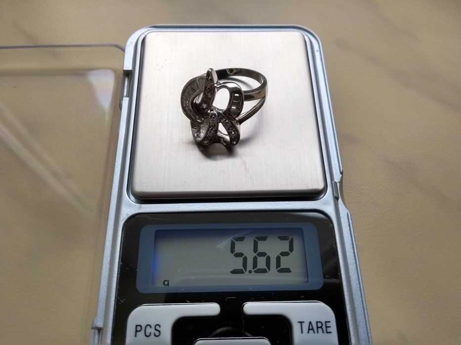 Кольцо из серебра 925 пробы