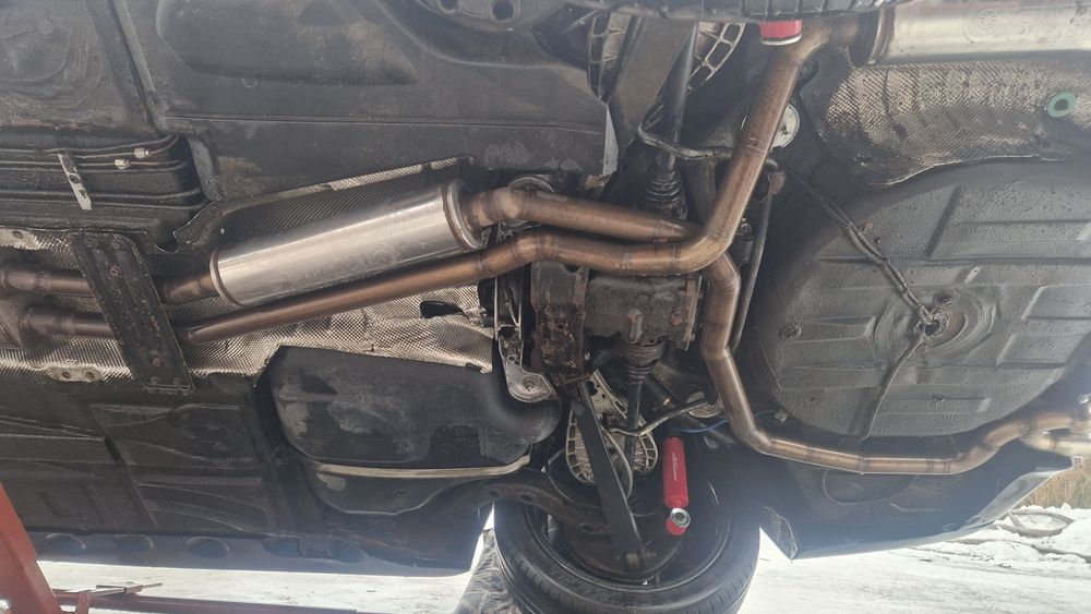 BMW E46 330i M54B30 kompresor 323i