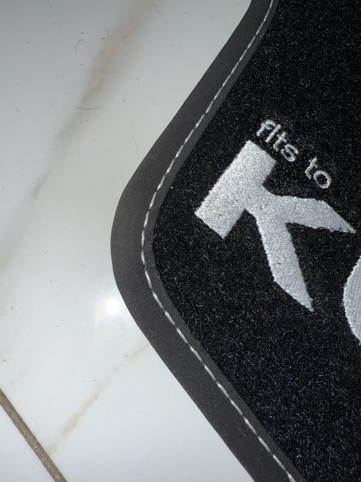 Dywaniki welurowe FORD Kuga 1